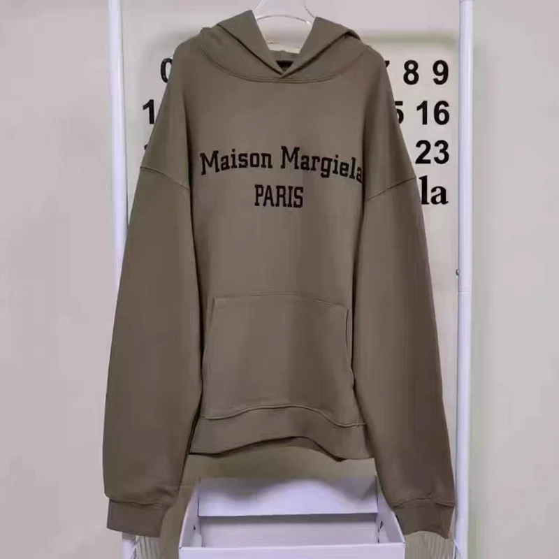 Нишевые стильные толстовки с буквенным принтом и логотипом Mm6 Margiela толстовки высокого качества в стиле ретро с длинным рукавом Mm6 Margiela толстовки
Нишевые стильные толстовки с буквенным принтом и логотипом Mm6 Margiela толстовки высокого качества в стиле ретро с длинным рукавом Mm6 Margiela толстовки