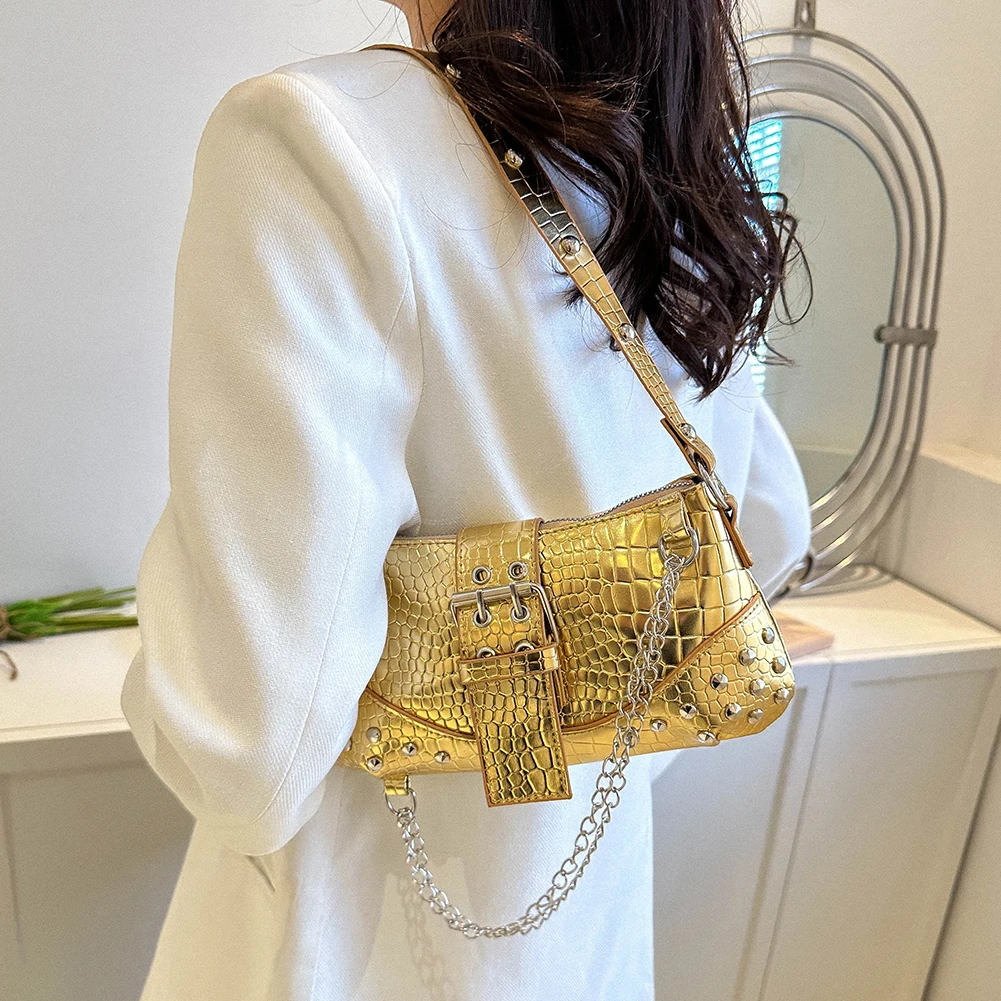 Women Fashion Shoulder Bag Gothic Shopping Bag Cool Style Trendy Rock Girls Handbag Y2K Rivet Chain for Travel Vacation Daily
Women Fashion Shoulder Bag Gothic Shopping Bag Cool Style Trendy Rock Girls Handbag Y2K Rivet Chain for Travel Vacation Daily