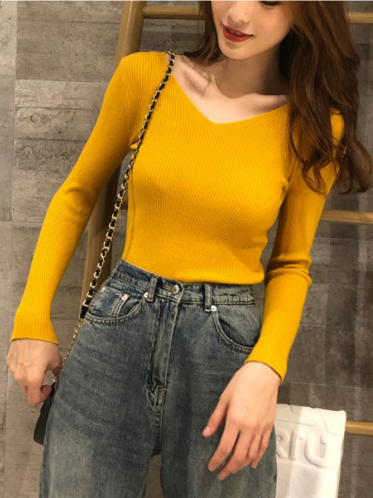 Women's Sweater Autumn/Winter Base Shirt Long Sleeve Pullovers V-neck Slim Style Knitwears Tight Fitting Female Clothing Tops
Women's Sweater Autumn/Winter Base Shirt Long Sleeve Pullovers V-neck Slim Style Knitwears Tight Fitting Female Clothing Tops