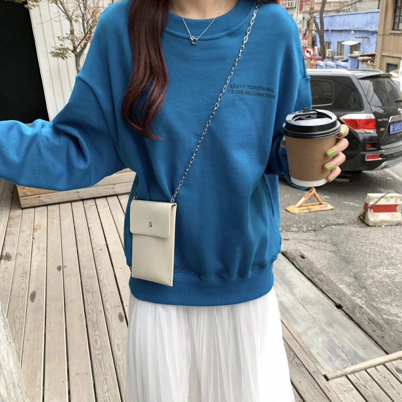 6145 Gentle long-sleeved T-shirt daily casual and comfortable salt-sweet Sweatshirts round neck top
6145 Gentle long-sleeved T-shirt daily casual and comfortable salt-sweet Sweatshirts round neck top