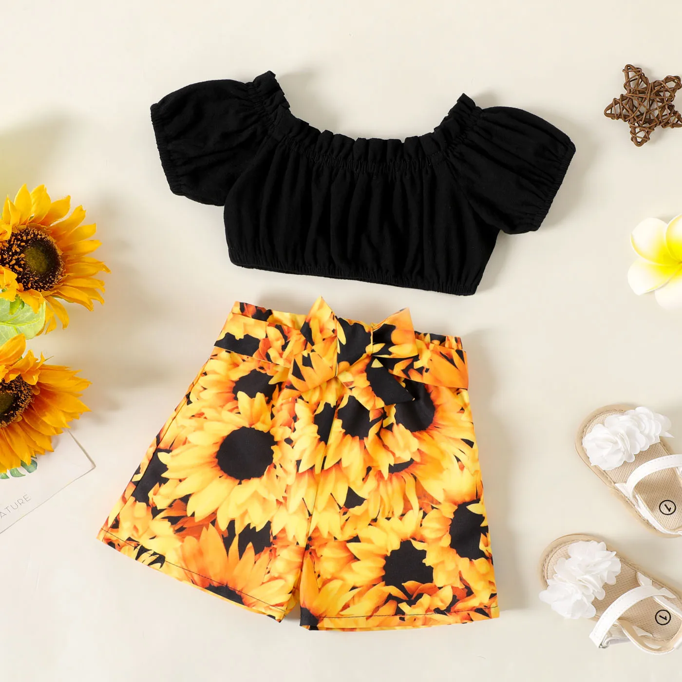 

PatPat 2pcs Baby Girl 100% Cotton Puff-sleeve Crop Top and Allover Sunflower Print Belted Shorts Set