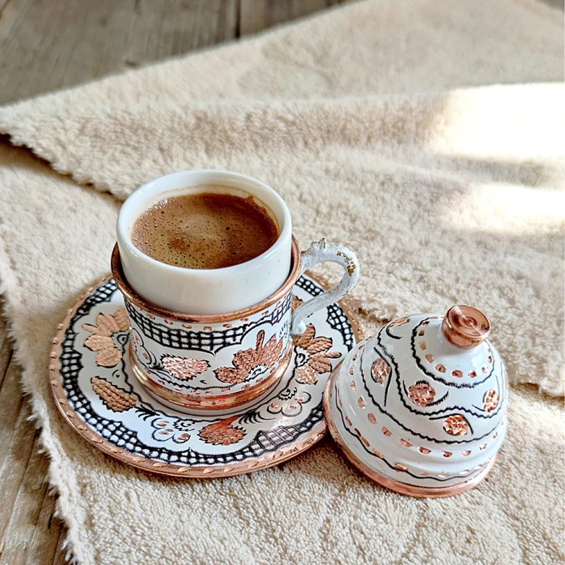 Metal Reusable Espresso Coffee Mug European Porcelain Items Turkish Vintage Bubble Cups Tea Sets Luxury Tasse Cups And Saucers
Metal Reusable Espresso Coffee Mug European Porcelain Items Turkish Vintage Bubble Cups Tea Sets Luxury Tasse Cups And Saucers