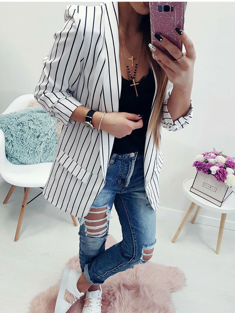 Jacket Women Sexy Cardigan Long Sleeve Striped Small Suit Black and White Blazer Women Suit Blazer Casual Office Lady Coats
Jacket Women Sexy Cardigan Long Sleeve Striped Small Suit Black and White Blazer Women Suit Blazer Casual Office Lady Coats