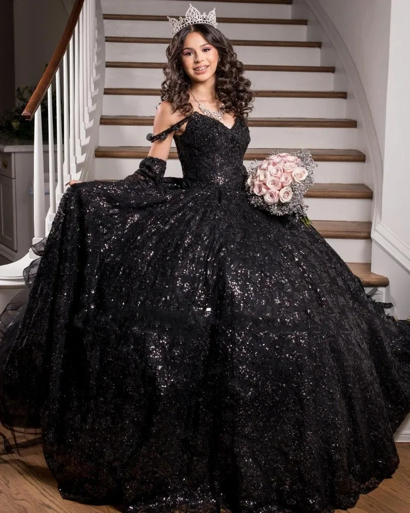 ANGELSBRIDEP черные бальные платья Quinceanera кружевные с оборками милое 16 день рождения Одежда для вечеринки платье 15 лет на заказ
ANGELSBRIDEP черные бальные платья Quinceanera кружевные с оборками милое 16 день рождения Одежда для вечеринки платье 15 лет на заказ