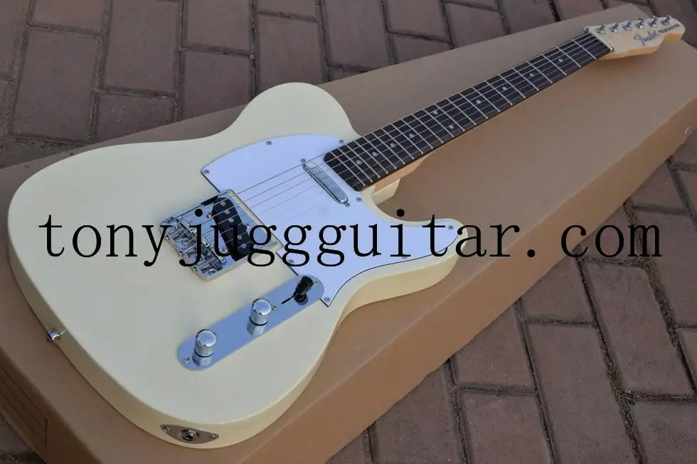Custom Shop Deluxe Tele Caster TL Cream White Blonde Electric Guitar Free Shipping String Thru Body
Custom Shop Deluxe Tele Caster TL Cream White Blonde Electric Guitar Free Shipping String Thru Body