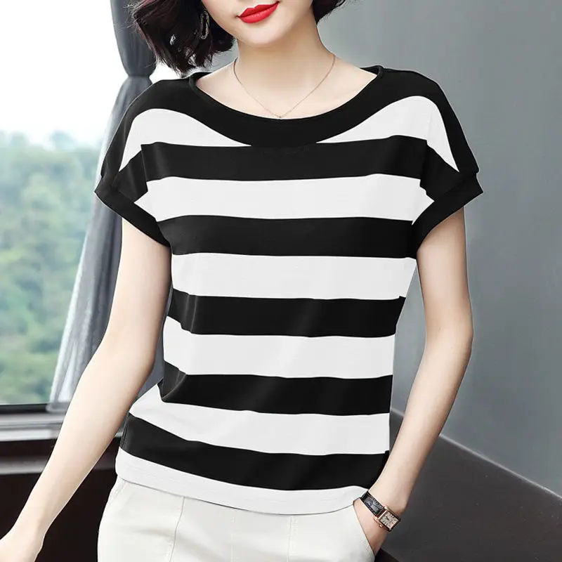 Hot Selling Striped Loose Short Sleeve T-shirt Women's 2022 Summer New Large Women's manga corta T-shirt Women короткий рукав
Hot Selling Striped Loose Short Sleeve T-shirt Women's 2022 Summer New Large Women's manga corta T-shirt Women короткий рукав