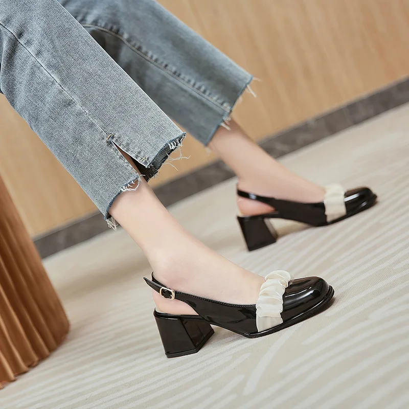 Mary Jane Women's Shoes Summer The New Black High Heels Designer Chunky Heel Patent Leather Round Head Buckle Leak Heel Sandals
Mary Jane Women's Shoes Summer The New Black High Heels Designer Chunky Heel Patent Leather Round Head Buckle Leak Heel Sandals
