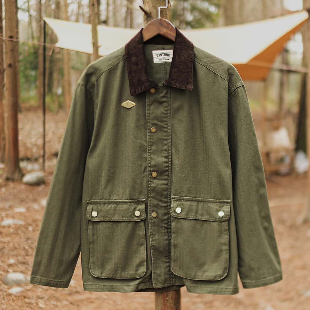 Мужская Вельветовая куртка-сафари с большими карманами, свободного покроя
Мужская Вельветовая куртка-сафари с большими карманами, свободного покроя