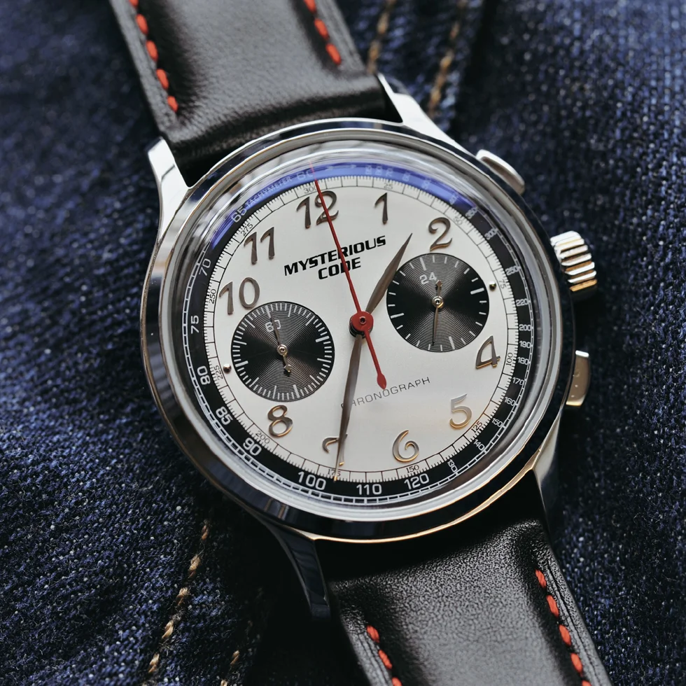 Vintage Pilot Watch Chronograph Quartz Wristwatches 40mm Military Chrono Watches Luxury Sports Panda Dial Clocks Mysterious Code
Vintage Pilot Watch Chronograph Quartz Wristwatches 40mm Military Chrono Watches Luxury Sports Panda Dial Clocks Mysterious Code