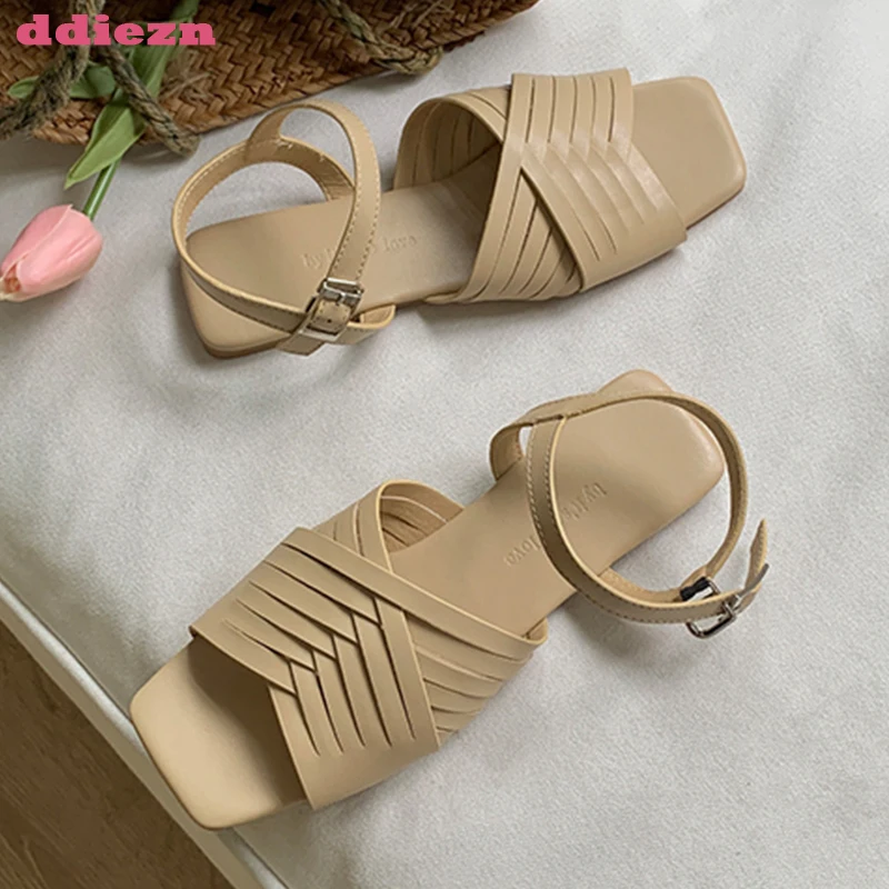 Сандалии женские с переплетением, повседневные сланцы, с задней лямкой, летняя Уличная обувь, гладиаторы, 2023
Сандалии женские с переплетением, повседневные сланцы, с задней лямкой, летняя Уличная обувь, гладиаторы, 2023