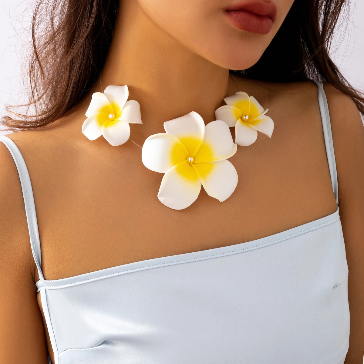 Exaggerated Large Flower Necklace for Women Trendy Charms Wedding Choker Collar on Neck Accessories 2023 Fashion Jewelry Gifts
Exaggerated Large Flower Necklace for Women Trendy Charms Wedding Choker Collar on Neck Accessories 2023 Fashion Jewelry Gifts