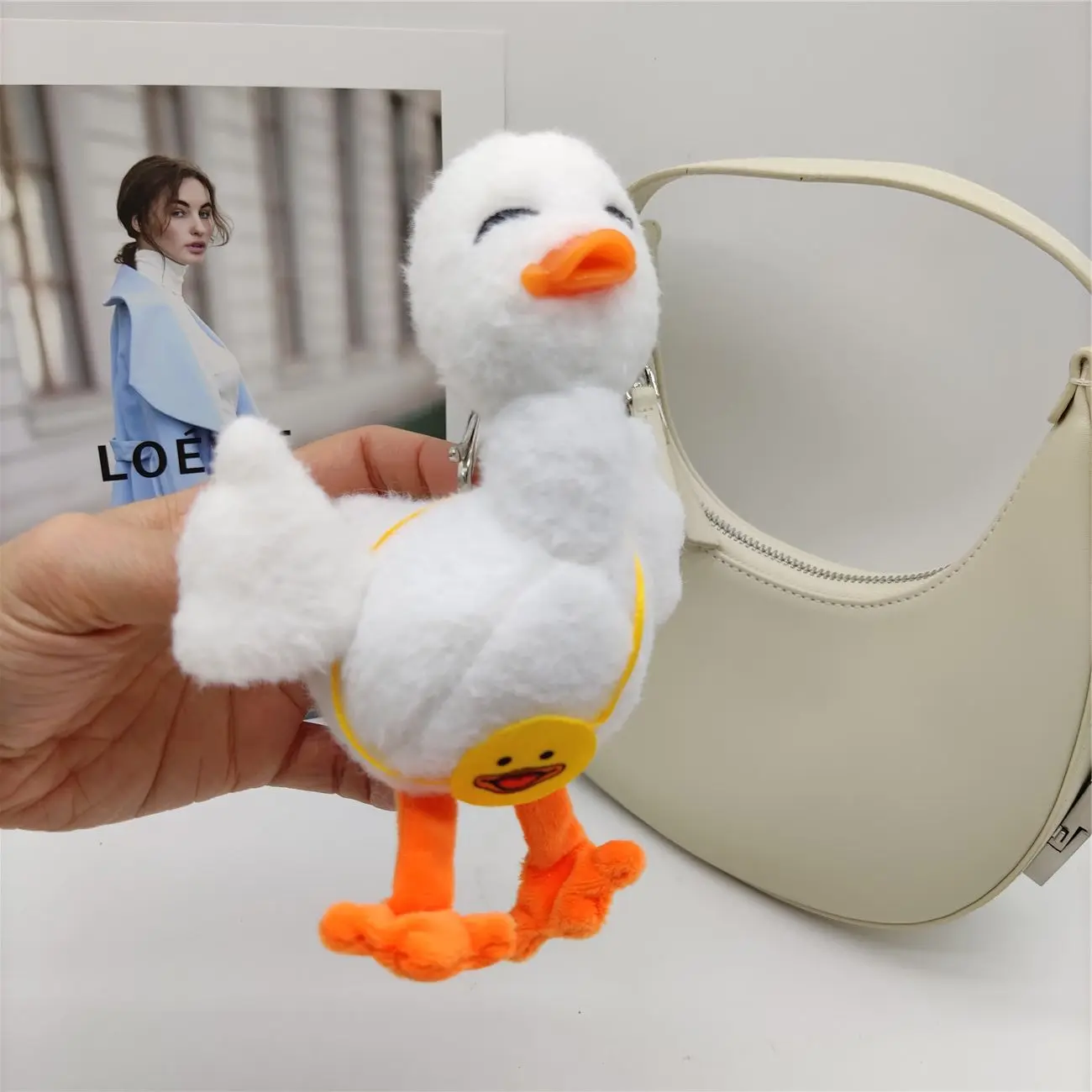17CM Duck Plush Keychain Charms Doll Pendant Keyring Alloy School Bag Pendant Accessories Stuffed Toy Key Chain Gift Kawaii
17CM Duck Plush Keychain Charms Doll Pendant Keyring Alloy School Bag Pendant Accessories Stuffed Toy Key Chain Gift Kawaii