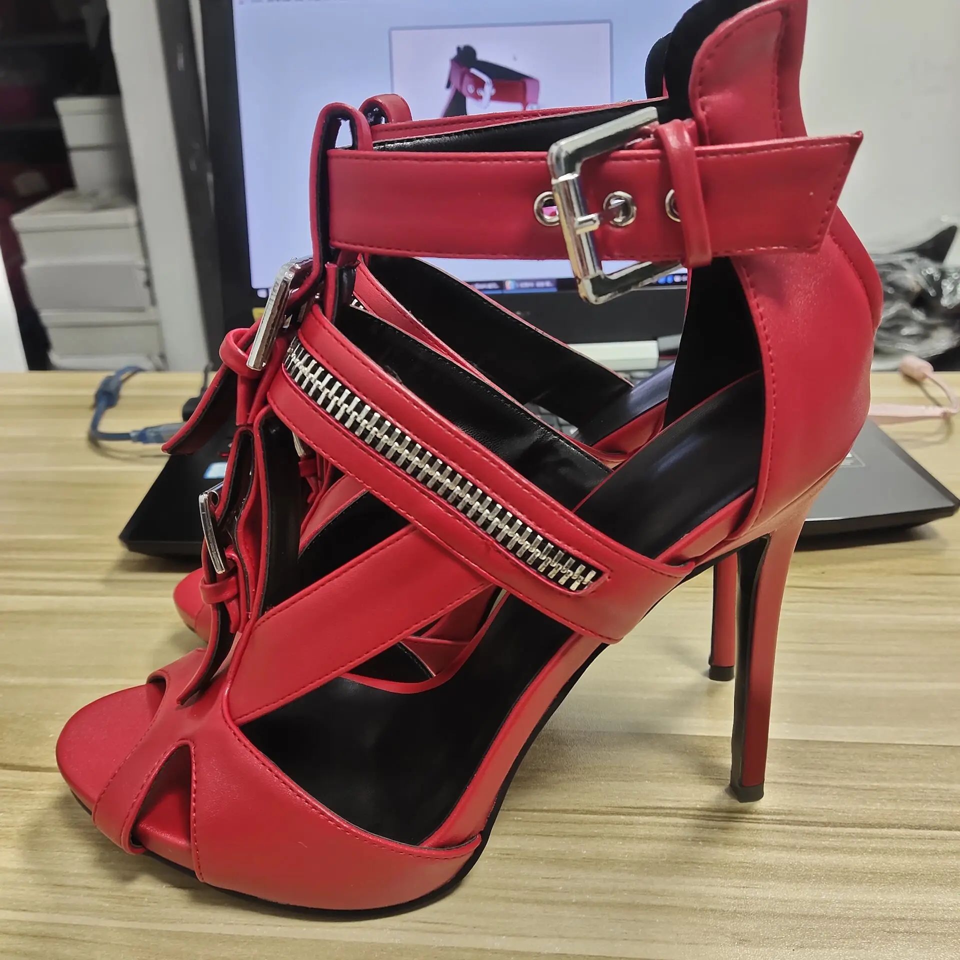 Women Stiletto High Heel Buckle Ankle Strap Sandal Zippers Sexy Open Toe Punk Evening Party Dress Shoe Summer Lady Sandal I-SL-1
Women Stiletto High Heel Buckle Ankle Strap Sandal Zippers Sexy Open Toe Punk Evening Party Dress Shoe Summer Lady Sandal I-SL-1