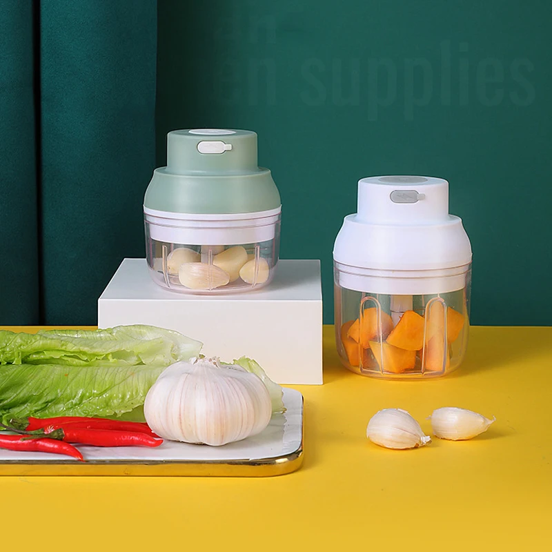100/250 ML Mini Electric Garlic Chopper USB Charging Ginger Masher Machine Sturdy Durable Chili Vegetable Crusher Kitchen Tool
100/250 ML Mini Electric Garlic Chopper USB Charging Ginger Masher Machine Sturdy Durable Chili Vegetable Crusher Kitchen Tool