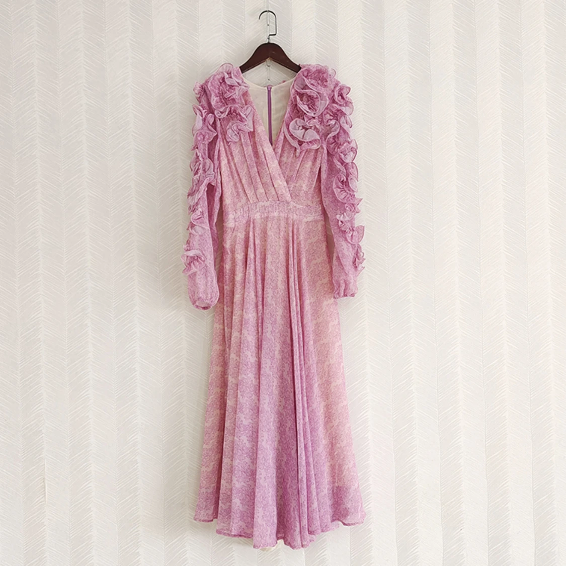 Dresses For Women 2023 Runway Luxury Brand Spring Summer Pink 3D Flower V-Neck Ruffles Printed Long Lantern Party Vacation
Dresses For Women 2023 Runway Luxury Brand Spring Summer Pink 3D Flower V-Neck Ruffles Printed Long Lantern Party Vacation