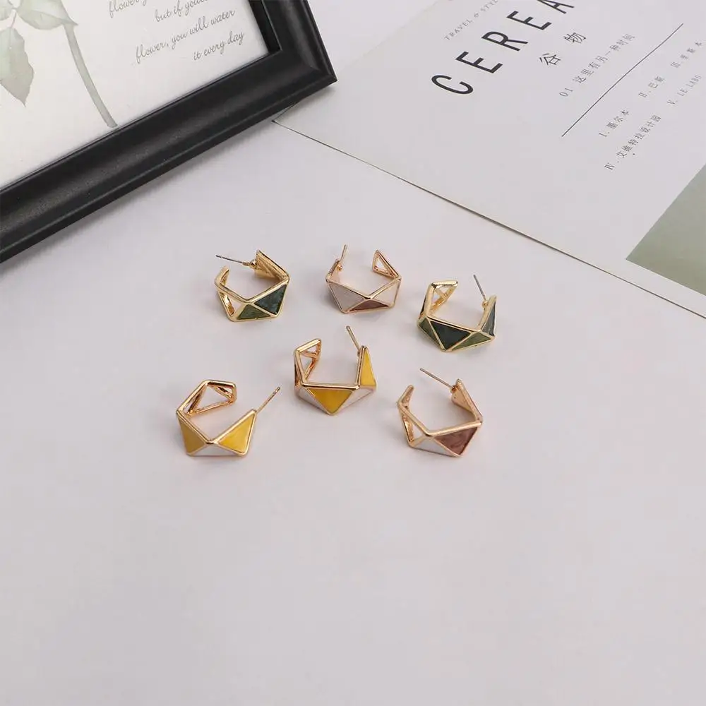 Retro Cute Irregular Elegant Fashion Jewelry Drip Oil Women Dangle Earrings Drop Glaze Ear Jewelry Korean Stud Earrings
Retro Cute Irregular Elegant Fashion Jewelry Drip Oil Women Dangle Earrings Drop Glaze Ear Jewelry Korean Stud Earrings