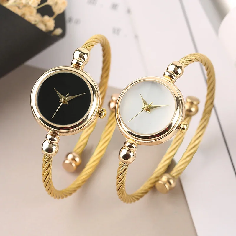 Minimalist Women Watches Gold Stainless Steel Bracelet Blank Surface Slim European Style Girls Quartz Wristwatch Ladies
Minimalist Women Watches Gold Stainless Steel Bracelet Blank Surface Slim European Style Girls Quartz Wristwatch Ladies