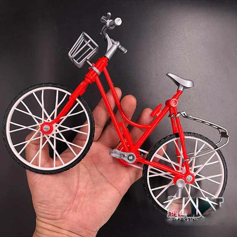 1/6 Scale Fashion Bicycle Decoration Scene Assembly Plastic Model Fan Gift Collection Display
1/6 Scale Fashion Bicycle Decoration Scene Assembly Plastic Model Fan Gift Collection Display