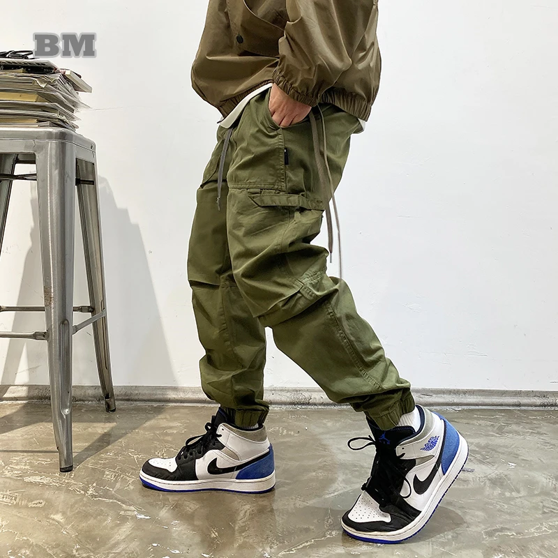 Streetwear High Quality Loose Pleated Military Cargo Pants Men Clothing Japan Harajuku Joggers Korean Fashion Trousers Male
Streetwear High Quality Loose Pleated Military Cargo Pants Men Clothing Japan Harajuku Joggers Korean Fashion Trousers Male