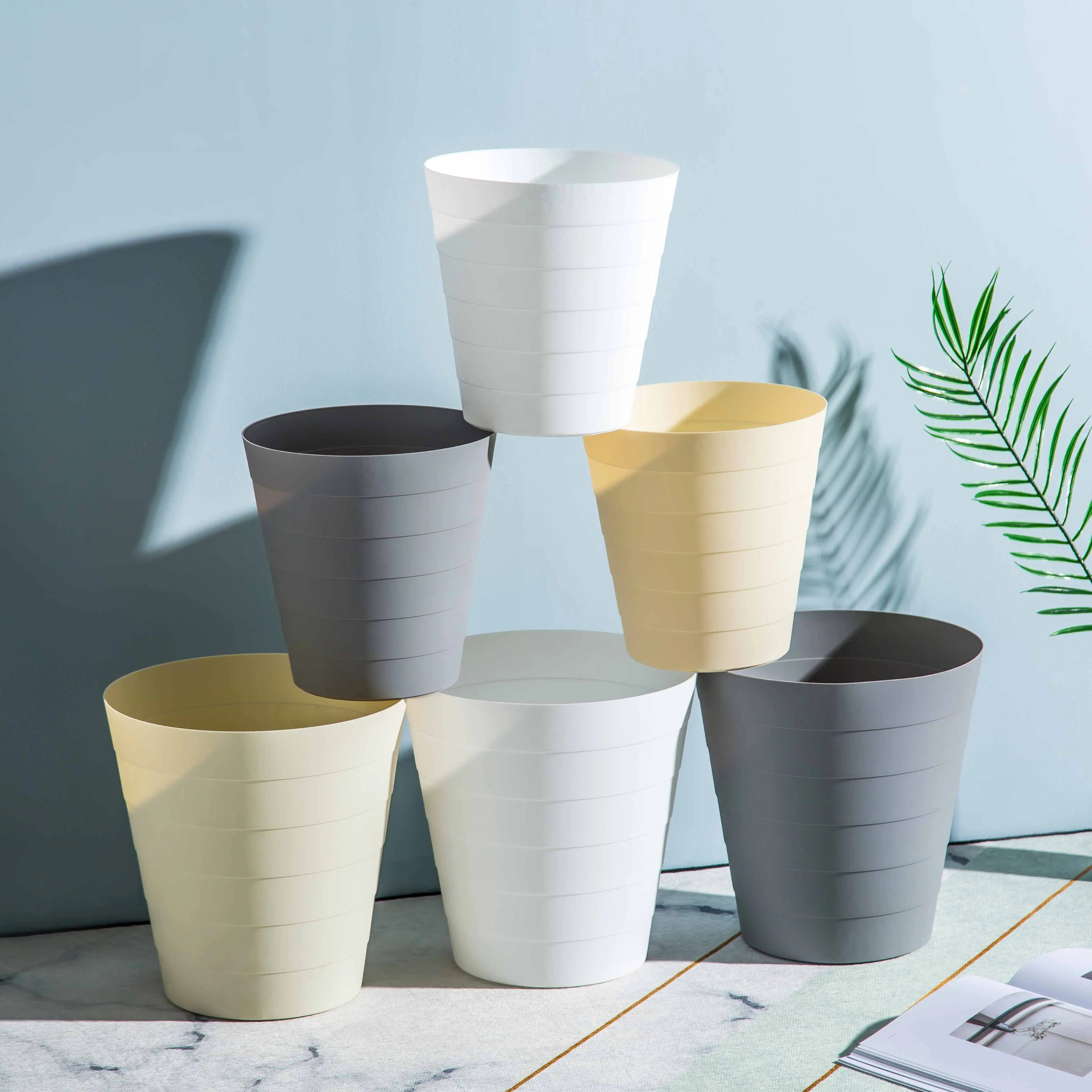 Cleaning Tools Trash Can Kitchen Bathroom Simple Creative Plastic Cute Trash Bin Toilet Bin Bathroom Lixeira Household Products
Cleaning Tools Trash Can Kitchen Bathroom Simple Creative Plastic Cute Trash Bin Toilet Bin Bathroom Lixeira Household Products