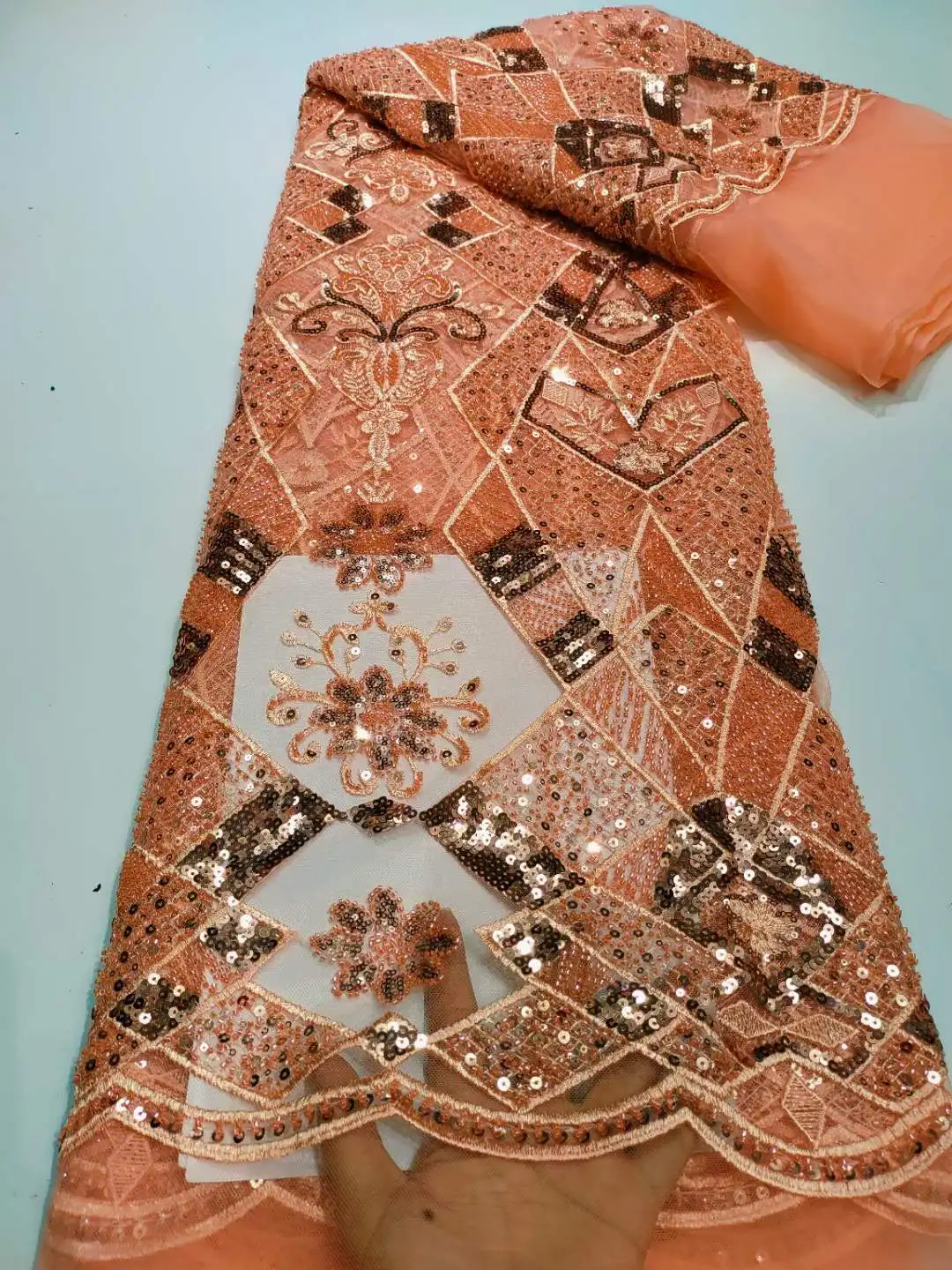 African Lace Fabric 2022 Sequins Embroidery Groom Nigerian Lace Bridal High Quality French Tulle Lace Fabric For Wedding 5 yards
African Lace Fabric 2022 Sequins Embroidery Groom Nigerian Lace Bridal High Quality French Tulle Lace Fabric For Wedding 5 yards