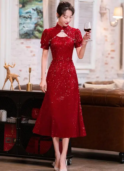 Red Sequin Cheongsam Chinese Wedding Women Dress Shiny Improvement Bride Qipao Summer
Red Sequin Cheongsam Chinese Wedding Women Dress Shiny Improvement Bride Qipao Summer