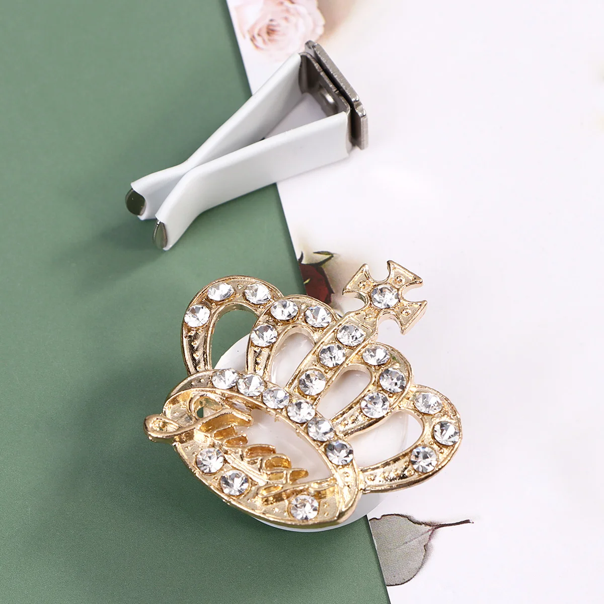 Car Vent Clips Clip Crystal Aromatherapy Vharmsrhinestoneair Fresheners Diffuser Refillable Automobile Decoration Charms
Car Vent Clips Clip Crystal Aromatherapy Vharmsrhinestoneair Fresheners Diffuser Refillable Automobile Decoration Charms