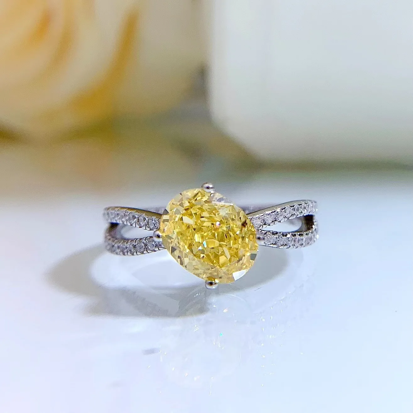 S925 Sterling Silver Citrine Pink Quartz Diamond Ring 6*8MM Oval Cut Temperament Fashion Versatile Fine Jewelry 2022 New
S925 Sterling Silver Citrine Pink Quartz Diamond Ring 6*8MM Oval Cut Temperament Fashion Versatile Fine Jewelry 2022 New