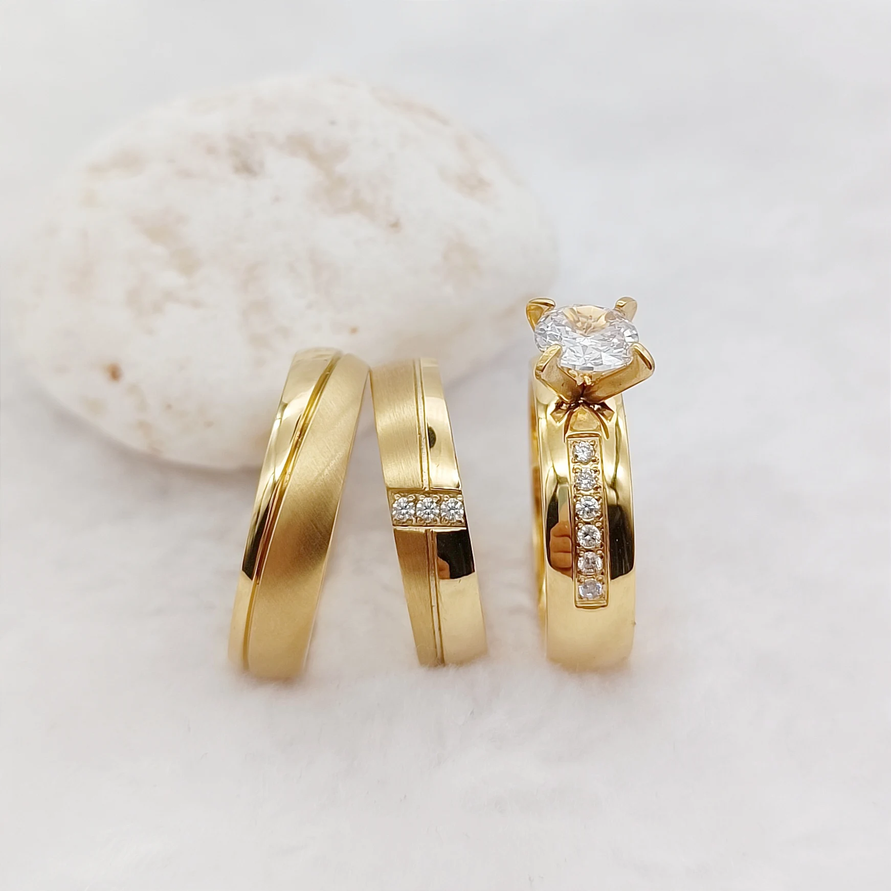 Wholesale Affordable 3pcs Wedding Engagement Rings Sets For Couples 18k Gold Plated Jewery cz Diamond Ring
Wholesale Affordable 3pcs Wedding Engagement Rings Sets For Couples 18k Gold Plated Jewery cz Diamond Ring