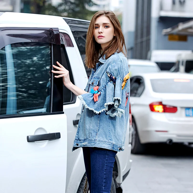 Spring New Women Loose Coats Turn-down collar Single Breasted Butterfly Sleeve Pockets Female Outerwear Casual Dust coat C 362
Spring New Women Loose Coats Turn-down collar Single Breasted Butterfly Sleeve Pockets Female Outerwear Casual Dust coat C 362