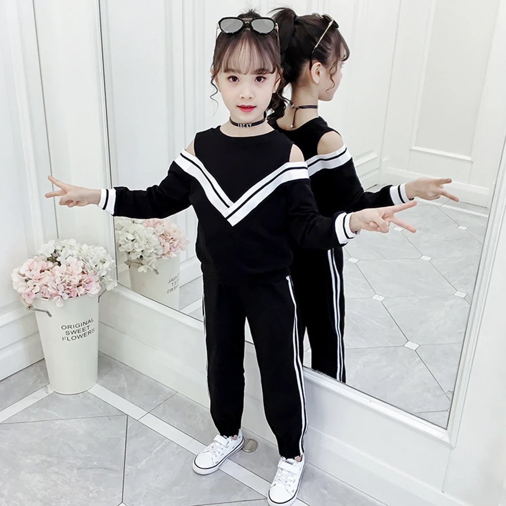 Girls Sports Suit New Children's Spring and Autumn Fashion Casual Splicing Long-sleeved Tops Pants Two-piece Set Girls Outfits
Girls Sports Suit New Children's Spring and Autumn Fashion Casual Splicing Long-sleeved Tops Pants Two-piece Set Girls Outfits