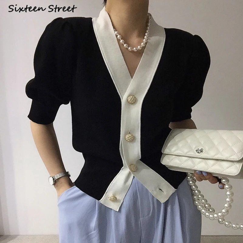 Женский трикотажный кардиган с V-образным вырезом и коротким рукавом
Женский трикотажный кардиган с V-образным вырезом и коротким рукавом