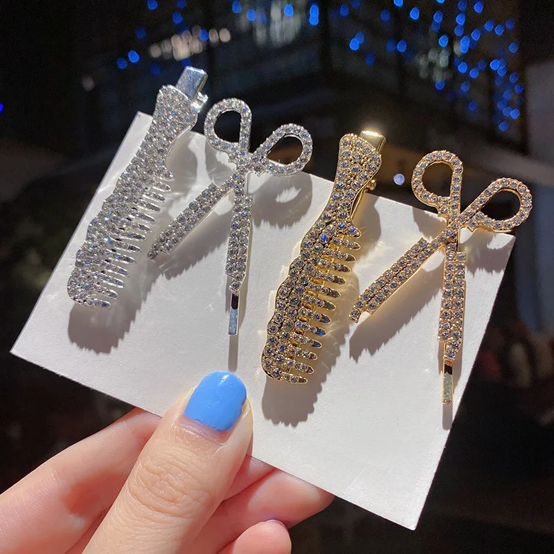 Shining Crystal Scissors Hair BB Clips Women Sweet Rhinestone Hairpins Jewelry Hair Barrettes Bridal Headwear Girl Princess
Shining Crystal Scissors Hair BB Clips Women Sweet Rhinestone Hairpins Jewelry Hair Barrettes Bridal Headwear Girl Princess