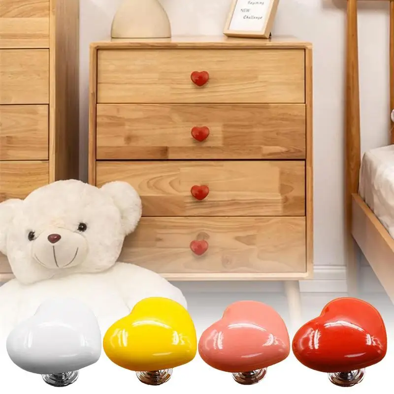 1Pcs Love toilet button creative toilet water tank button Heart Shaped Button Push Switch Toilet Bathing Room Tools for Bathroom
1Pcs Love toilet button creative toilet water tank button Heart Shaped Button Push Switch Toilet Bathing Room Tools for Bathroom