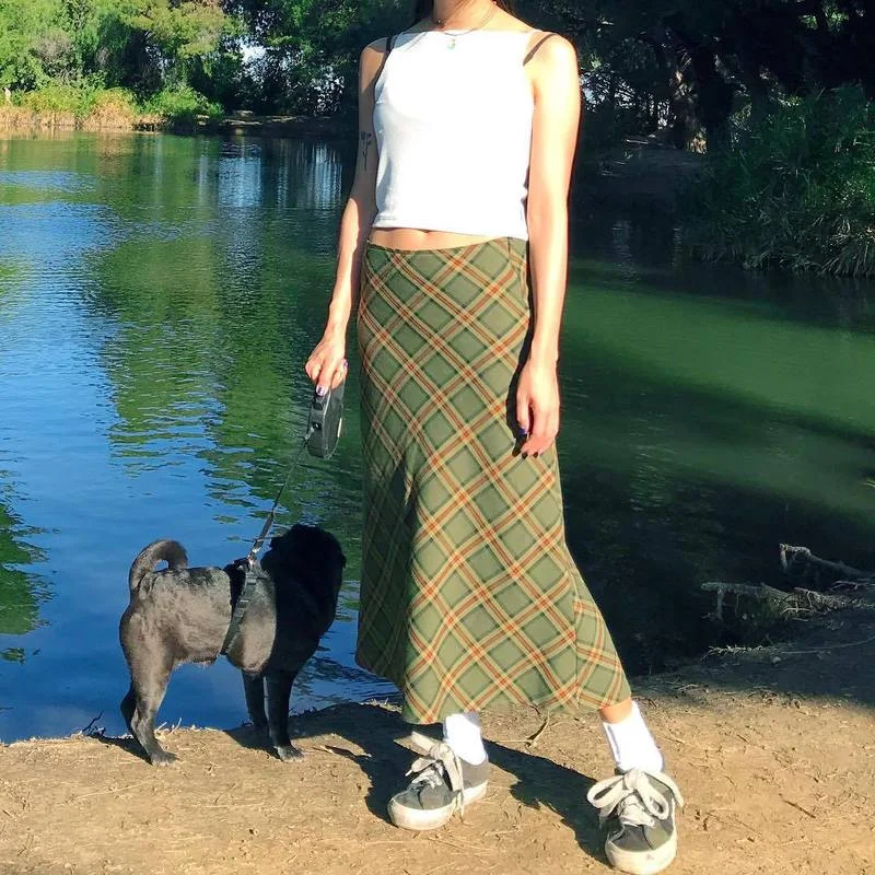 Vintage 90s Plaid High Waist Brown Midi Skirts Indie Aesthetics Printing A-Line Long Skirt Y2K E-Girls Streetwear 2022 Summer
Vintage 90s Plaid High Waist Brown Midi Skirts Indie Aesthetics Printing A-Line Long Skirt Y2K E-Girls Streetwear 2022 Summer