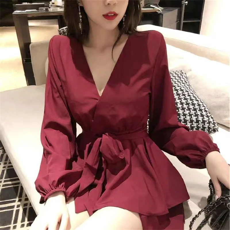 Dress Women Pullover V-neck Long Sleeve High Waist A-line Dress Frill Trim Office Fashion Bodycon Dress High Quality
Dress Women Pullover V-neck Long Sleeve High Waist A-line Dress Frill Trim Office Fashion Bodycon Dress High Quality