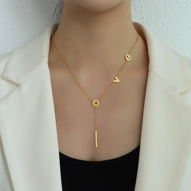 Versatile Love Letter Pendant Necklaces Stainless Steel Clavicle Tassel Necklace Female Engagement Fashion Jewelry Accessories
Versatile Love Letter Pendant Necklaces Stainless Steel Clavicle Tassel Necklace Female Engagement Fashion Jewelry Accessories