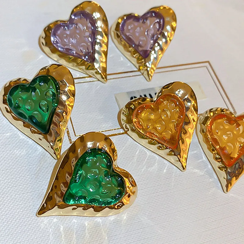 Retro Exaggerated Resin Heart Shape Earrings for Women Korean Geometric Wedding Party Jewelry Wholesale
Retro Exaggerated Resin Heart Shape Earrings for Women Korean Geometric Wedding Party Jewelry Wholesale