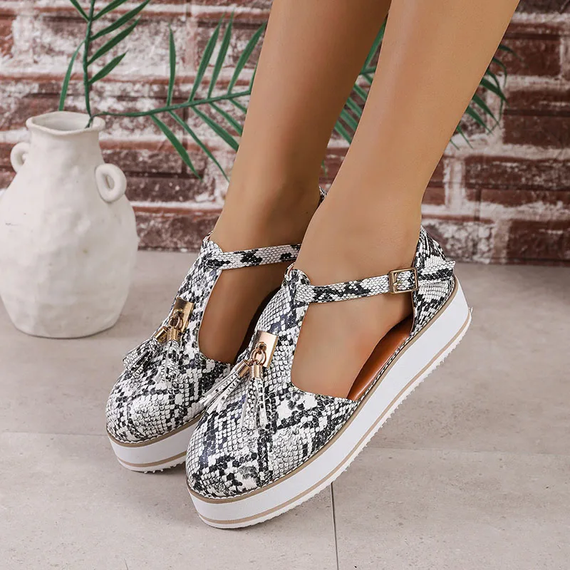 Summer Women's Sandals Sexy Snake Pattern T-shaped Buckle Strap Sandals Fashion Platform Flat Heel Casual Single Shoes Sandalen
Summer Women's Sandals Sexy Snake Pattern T-shaped Buckle Strap Sandals Fashion Platform Flat Heel Casual Single Shoes Sandalen