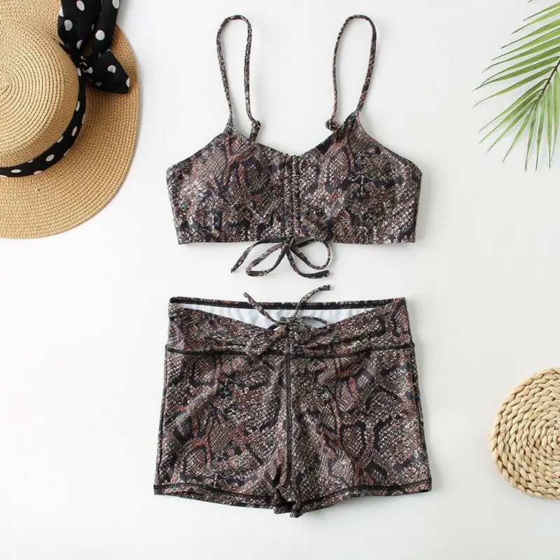 Women's 2 Piece Set Bathing Suits Swimsuits Snakeskin Print Drawstring Bikini Top with Boy Shorts Swimwear
Women's 2 Piece Set Bathing Suits Swimsuits Snakeskin Print Drawstring Bikini Top with Boy Shorts Swimwear