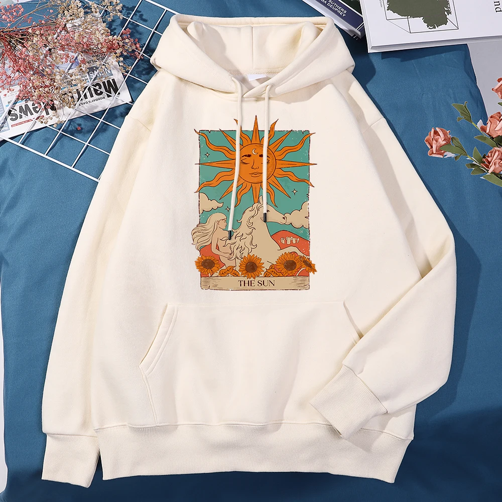 Tarot Card Art The Sun Prints Man Hoodie Comfortable Vintage Pullovers Street Retro Clothing Spring Autumn Warm Fleece Men Hoody
Tarot Card Art The Sun Prints Man Hoodie Comfortable Vintage Pullovers Street Retro Clothing Spring Autumn Warm Fleece Men Hoody