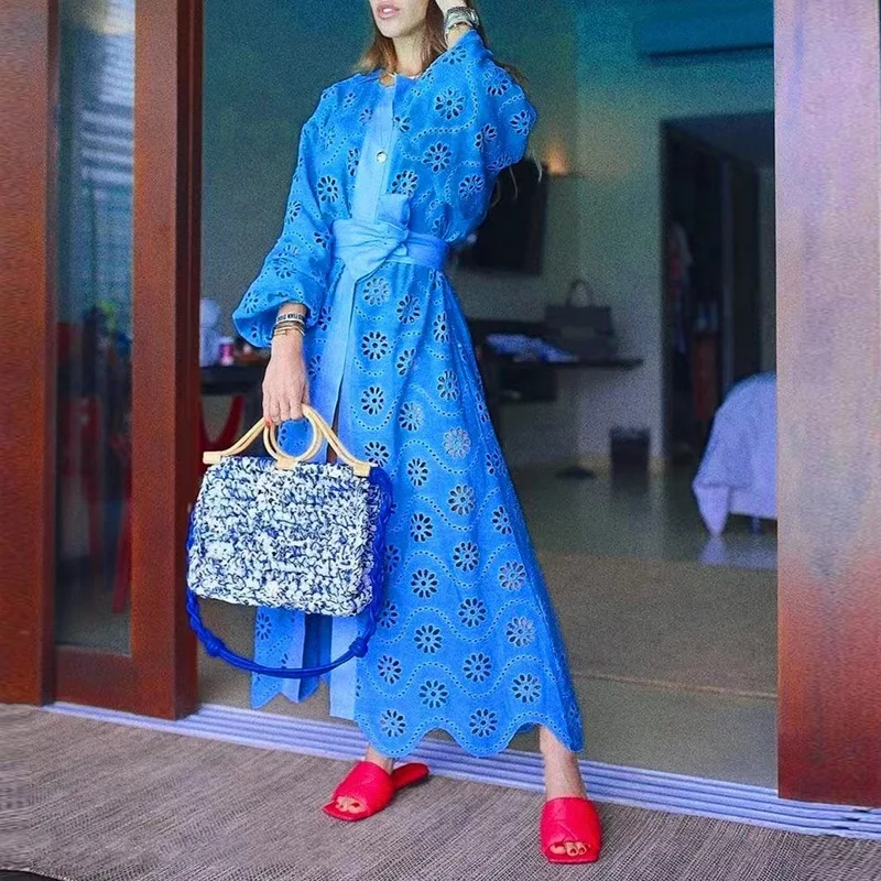 European station women's clothing 2022 spring and summer new waist bandage blue hook flower hollow long dress
European station women's clothing 2022 spring and summer new waist bandage blue hook flower hollow long dress