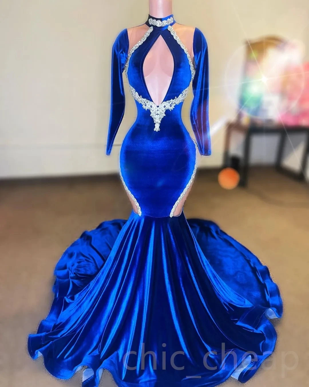 Royal Blue African American Prom Dresses Mermaid Long Sleeves Velvet Black Girls Nigeria Saudi Arabia Evening Dresses Gown
Royal Blue African American Prom Dresses Mermaid Long Sleeves Velvet Black Girls Nigeria Saudi Arabia Evening Dresses Gown