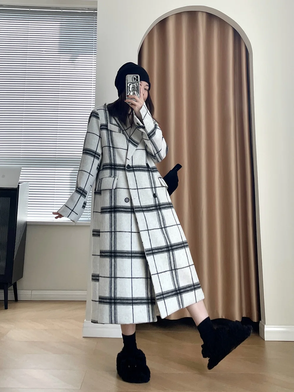 Wool Temperament Quilted Plaid Coat for Women's 2023 Winter New Fashion and Atmosphere Network Red Korean Loose Long Suit
Wool Temperament Quilted Plaid Coat for Women's 2023 Winter New Fashion and Atmosphere Network Red Korean Loose Long Suit