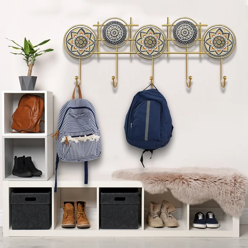 Nordic style creative door back coat hook hanging porch shelf modern personalized coat hook wall hanging metal hook
Nordic style creative door back coat hook hanging porch shelf modern personalized coat hook wall hanging metal hook
