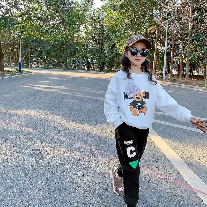 Girls Spring Clothing Green Cartoon Bear Fashion Set for 8 10 years Teenage Two pieces Sweatshirt Jogger Kids Tracksuits 2022
Girls Spring Clothing Green Cartoon Bear Fashion Set for 8 10 years Teenage Two pieces Sweatshirt Jogger Kids Tracksuits 2022