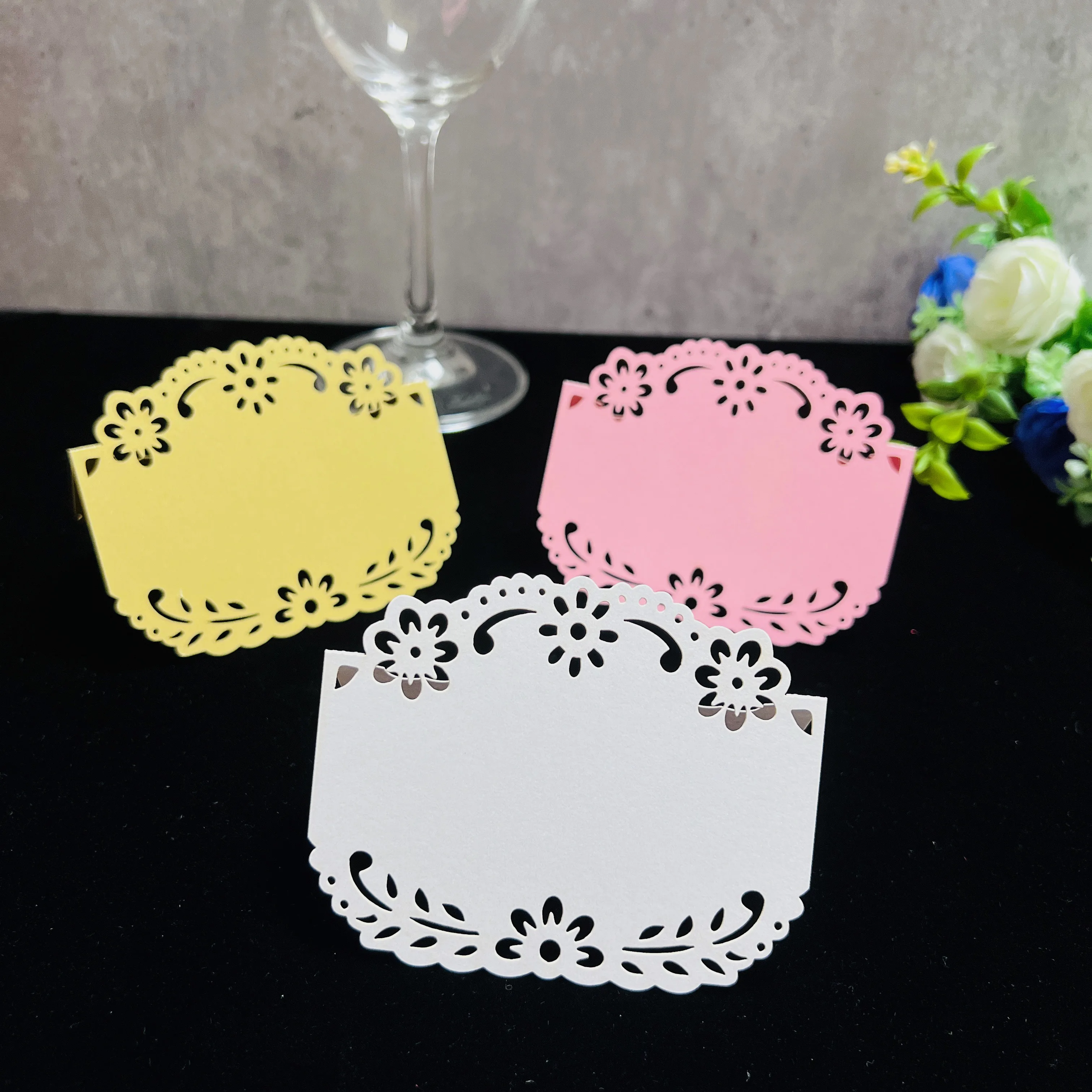 20/50/100Pcs Seat Card Guest Name Card Table Decor Paper Crafts For Wedding Banquet Party Home Decoration Christmas Parti Decor
20/50/100Pcs Seat Card Guest Name Card Table Decor Paper Crafts For Wedding Banquet Party Home Decoration Christmas Parti Decor