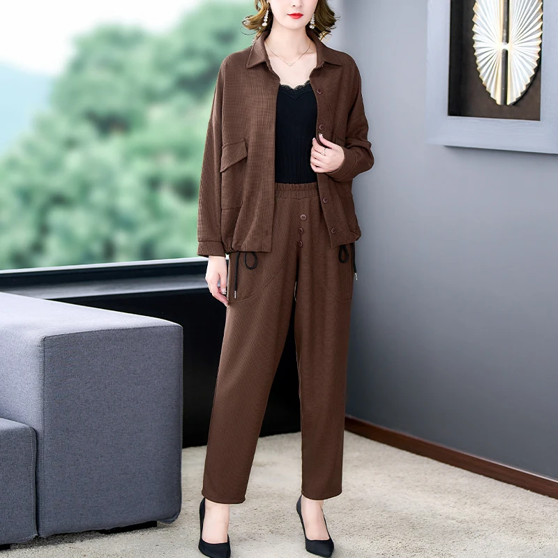 2023 Spring New Plus Size Korean Elegant Women's Pants Women's Sports Casual Pants Twill Suit Coat Two Piece Jacket Pants Set
2023 Spring New Plus Size Korean Elegant Women's Pants Women's Sports Casual Pants Twill Suit Coat Two Piece Jacket Pants Set