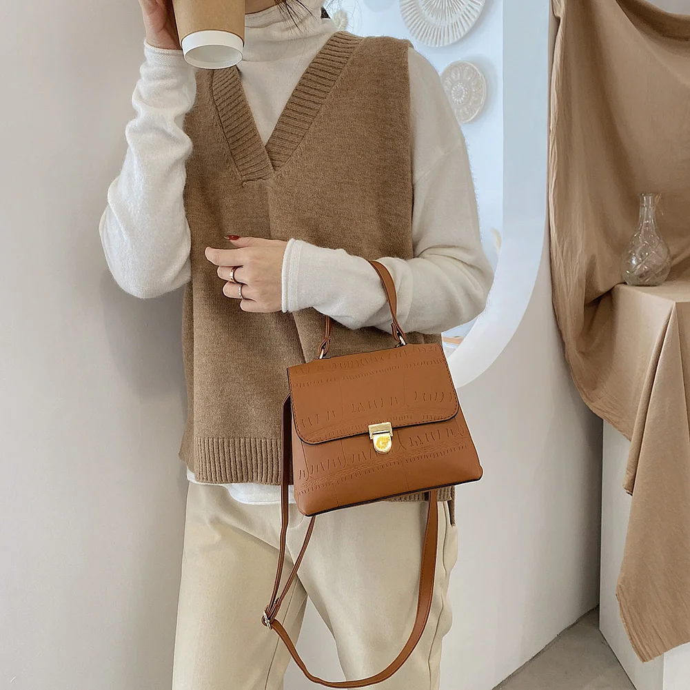 Simply Crossbody Bag PU Leather Alligator Solid Color Simple Messenger Bag Lady Travel Small Handbags for Women 2020
Simply Crossbody Bag PU Leather Alligator Solid Color Simple Messenger Bag Lady Travel Small Handbags for Women 2020