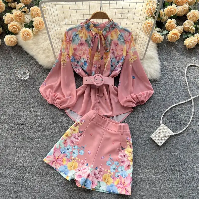 Amolapha 2022 Retro Long Sleeve Printed Shirt + Shorts Women Fashion OL Style Workwear 2pcs Vintage Clothes Suit
Amolapha 2022 Retro Long Sleeve Printed Shirt + Shorts Women Fashion OL Style Workwear 2pcs Vintage Clothes Suit